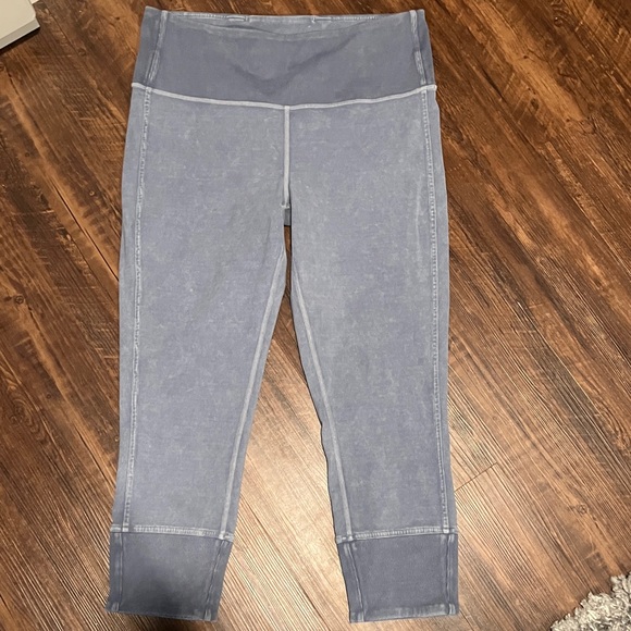 Lululemon High Rise Leggings - Picture 2 of 2